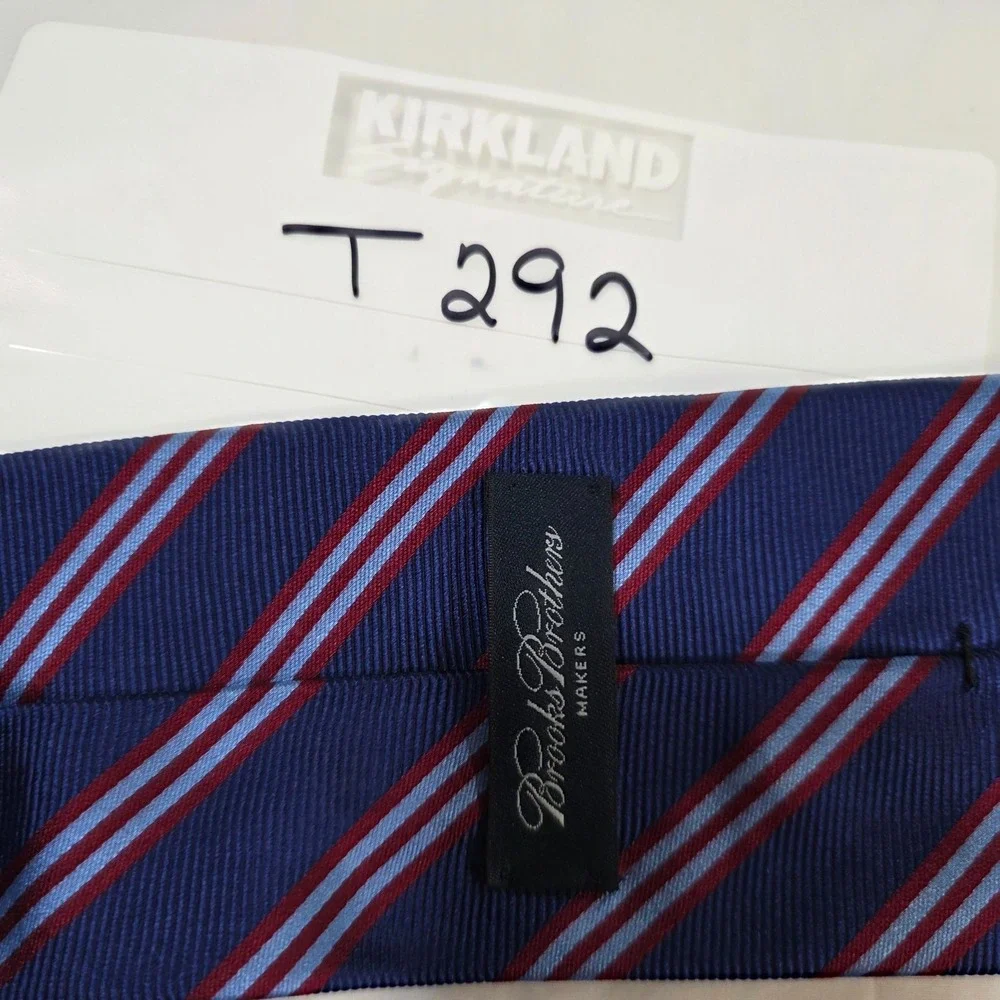 Brooks Brothers Silk REPP Stripe Necktie Blue Red Lined Pattern Woven in England